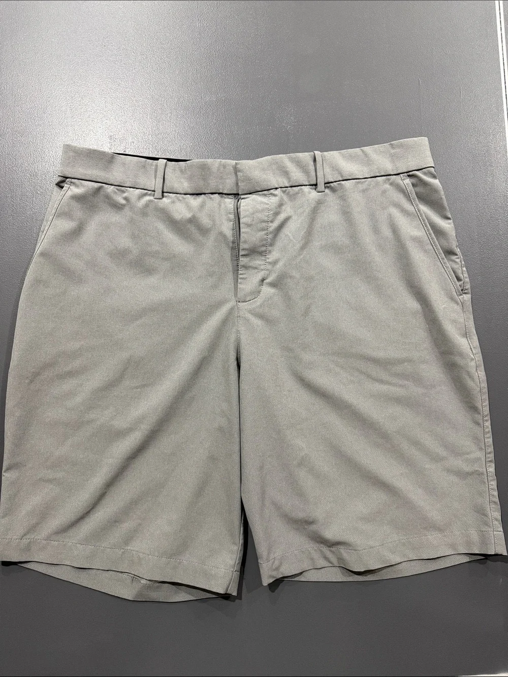 Men's Nike Golf Shorts - Light Gray